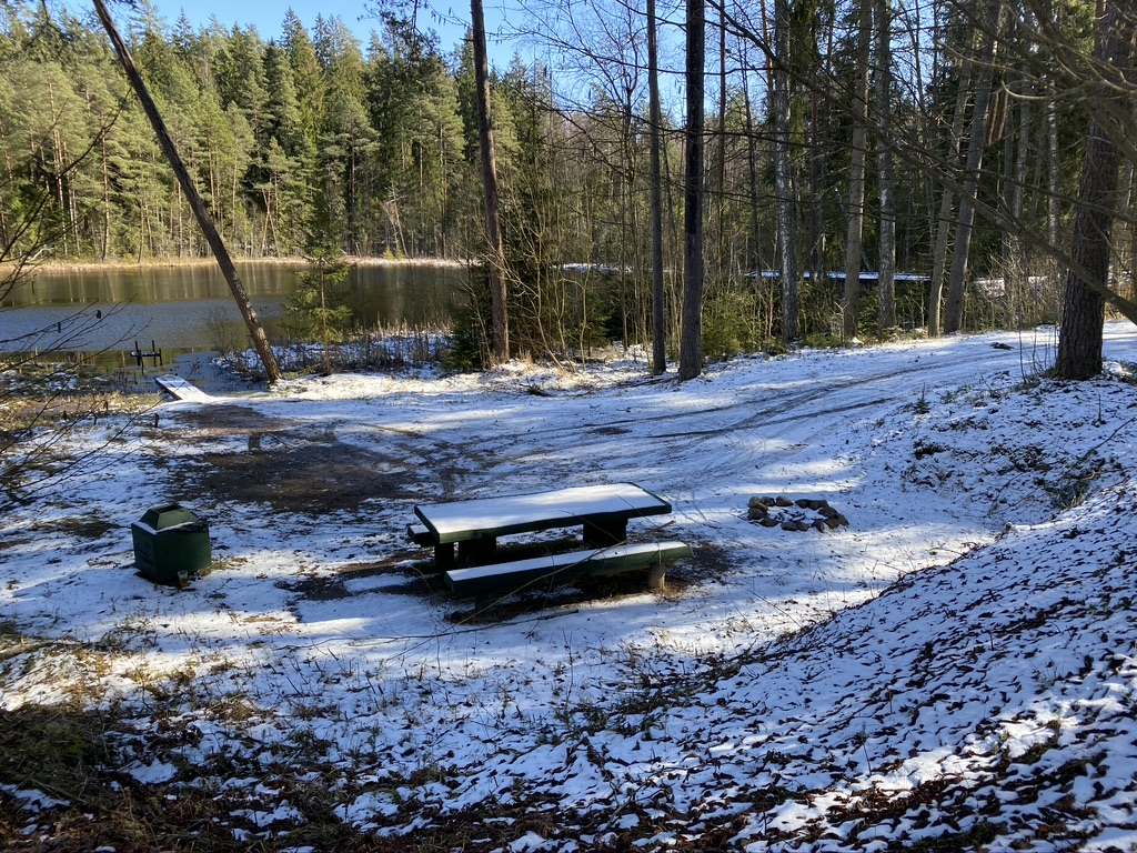 D80DB828-0FE1-4EE7-B164-C9099568F7B8_1_105_c